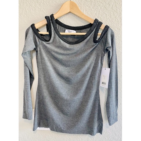 Bailey 44 Cold Shoulder Harlow Top NWT - Picture 3 of 8